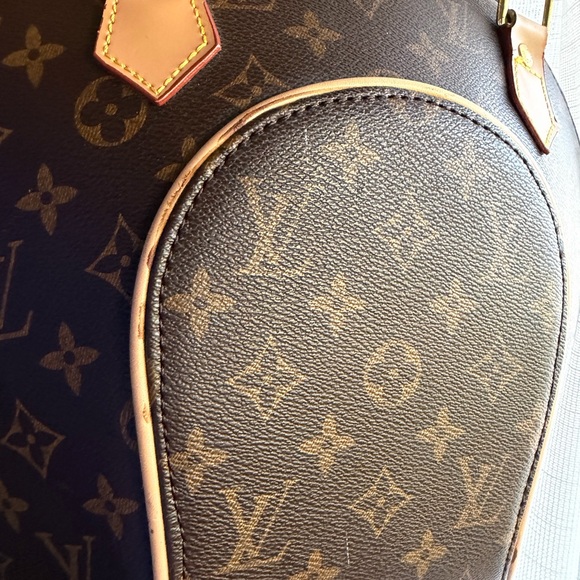 Ellipse Monogram Bag - Picture 4 of 14
